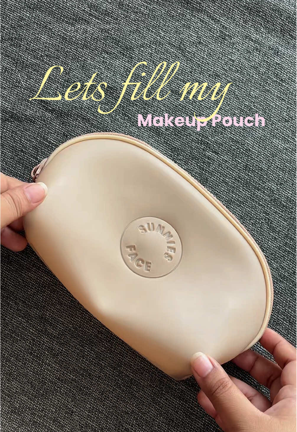 Loving this jelly pouch from @Sunnies Face ✨ #sunniesface #makeuppouch #jellypouch #musthave #fyp 