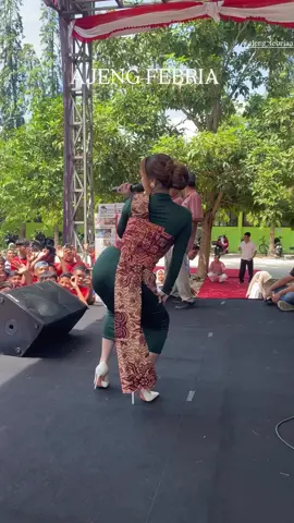 video from ig story:@VellaRusdiana #masukberanda #viral #pyf #ajengfebria #fyppppppppppppppppppppppp 