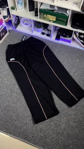 Cakep bangget nih sweatpants Baggy  menyala 🔥🤩#celanabaggy #baggypants 
