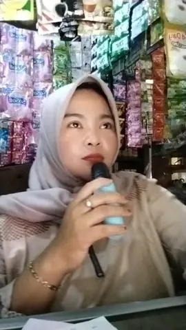 ustadzah aah heula 