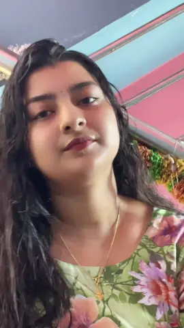 बाटाे गलत हाे कि समय गलत हाे.. गन्तव्य सम्म पुग्न निकै कठिन भयाे🥹