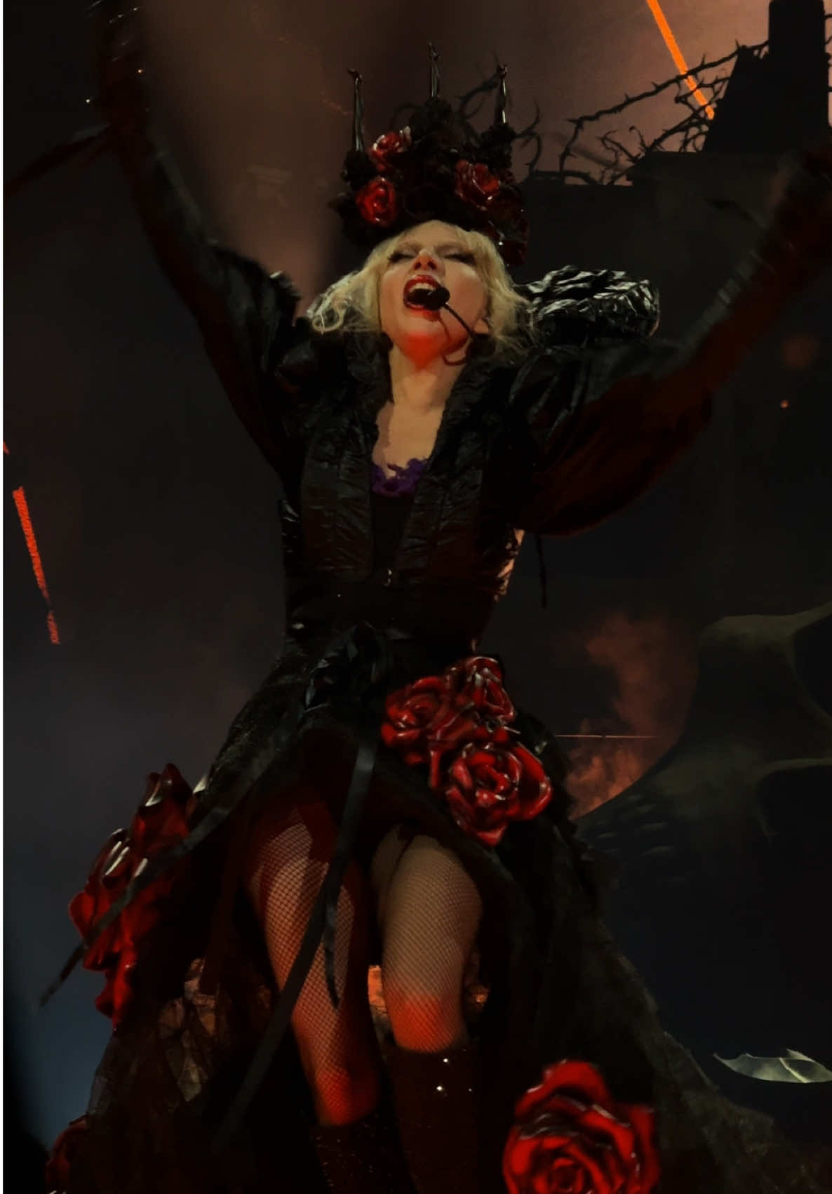 LoveDrug at the #MayhemBall at Madison Square Garden in New York City @LadyGaga #Mayhem #Mayhem #LoveDrug #NewYorkCity 