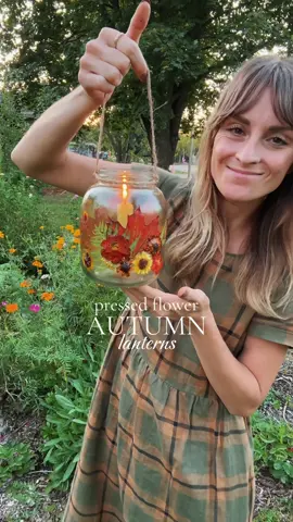 I’ve been seeing our trees begin to change, including one brilliant one all red just a few blocks away - so I thought it a good time to share these for those experiencing the beginnings of fall… and those just wanting to plan ahead ❤️🍁🍂 It’s as simple as a repurposed pickle jar, some pressed leaves and flowers, and some compost-friendly glue. Here’s the recipe (save this post for later reference):  Here’s what you’ll need to make one cup of glue: 1 1⁄2 cups (350 ml) water 2 tablespoons of corn syrup or honey 1 teaspoon (4.9 ml) of vinegar 2 tablespoons (15 g) of cornstarch 1. In a saucepan, stir together 3/4 C (180ml) water, syrup, and vinegar and bring to a boil. 2. Combine the cornstarch and remaining 3/4 C of water and then whisk into mixture. Return to a boil and continue cooking for 1 minute. 3. Remove from heat and allow to cool. Store in airtight container. Best used fresh, but it will last a long time if kept in a cool place. You’ll want to allow your lanterns to dry and then reapply another layer or two. This will help keep the botanicals from flaking off. Have you tried making these jar lanterns yet? We enjoy making them grow every season, but I think fall is my favorite version 😍🍁🌿 Do you have any fall rituals or traditions that you love? I’m making our bucket list soon and would love to hear! #fallcrafts #pressedflowers #jarlantern #autumndecor #cottagecore     