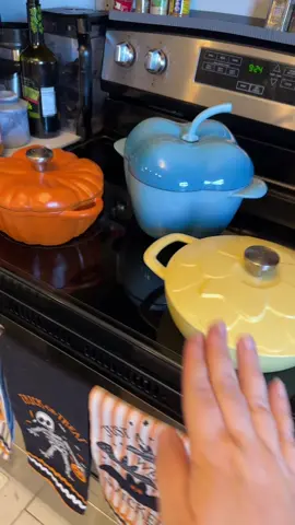 Cast Iron bakeware from HSN #castiron #bakeware #kitchen #baking #cooking 