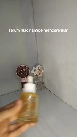 #promomakangajian #avoskinbeauty #niacinamideserum serum avoskin niacinamide yang bantu mencerahkan wajah