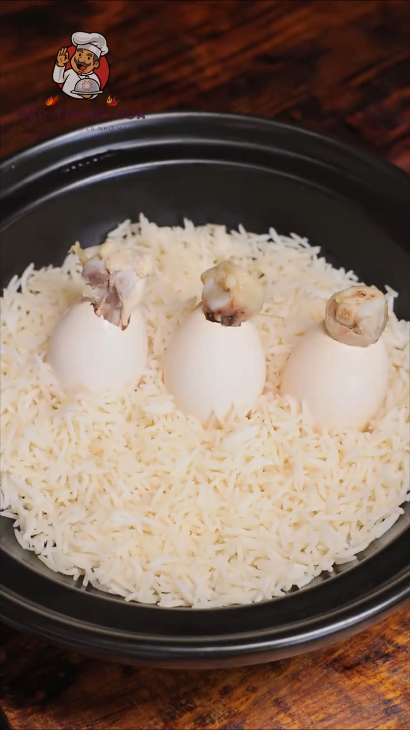 Bếp Trung Hoa - Rau Tiến Vua Chưng Ớt Hồ Nam (P.1146) Đặt mua Rau Tiến Vua Chưng Ớt Hồ Nam ở dưới phần bình luận hoặc trong giỏ hàng ạ #beptrunghoa #otchunghonam #rautienvua #otchung #doancay #doantrungquoc #amthuctiktok #ancungtiktok #xuhuong #Foodie #cooking