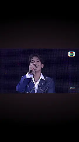 Yeahhhhh akhirnyaaa kangennn nya terobati dengan penampilan yang sangat sangatttt istimewa,besttt arbil,disaat yang lainnn iri dengan kamu, menghujat,tapi kamu tetep on tetep all-out  bestttt besttt 🩵🔥🔥🔥🔥🔥🔥🔥🔥🔥🔥🔥🔥🔥 @da7_arbilfahrizann01  @arbilion_official  @indosiarid  #fyp  #d7  #CapCut 