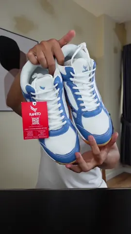 Ai bảo là dưới 400 thì không mua được giày cầu lông xịn #giaysneaker #giaythethao #ducxireview #vtvcab 