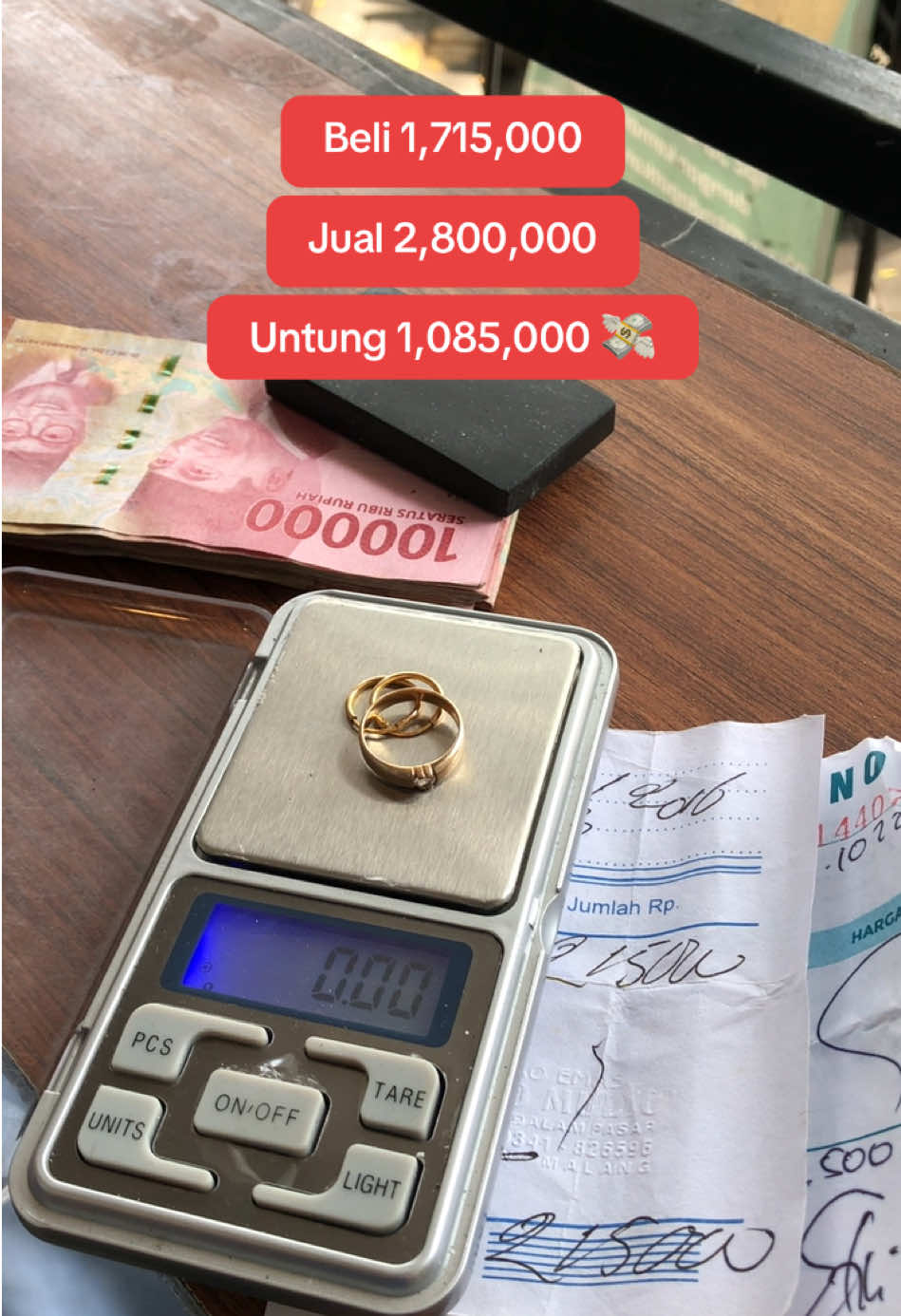 Bismillah … Solusi Jual Emas Tanpa Keluar Rumah, Siap cair di tempat Proses cepat & Harga update mengikuti pasar 💰  Monggo yang mau jual emas segala kondisi Menerima segala macam emas : - Emas tanpa surat - Emas rusak / patah - Emas perhiasan - Emas muda / tua - Emas luar negeri - Dll jenis emas  Langsung hubungi WA 089 5329 621 699 #fyp #jualbeliemasmalang #jualbeliemasonline #jualemastanpasurat #beliemas 