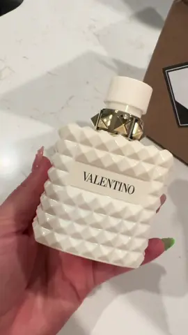 I have an obsession with @Valentino.Beauty I just need the hot pink one 😩 #fyp #perfumetiktok #valentino 