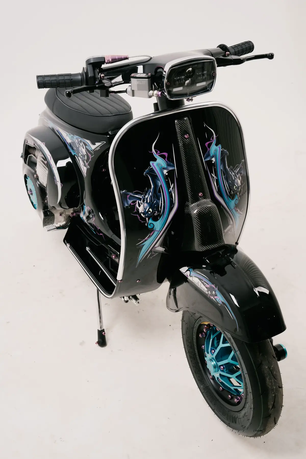 Toothless. #vespa #racinglook #smallframe #fyp 