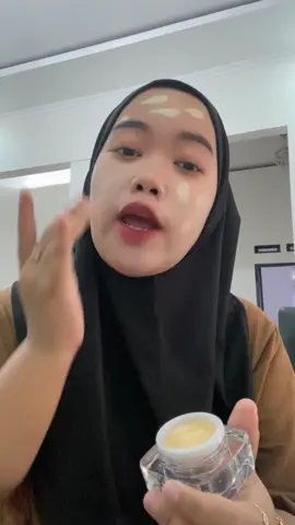 Bener gak besti? Yuk ah mending di CO produknya pilih yang aman2 aja di @msglow.beauty 