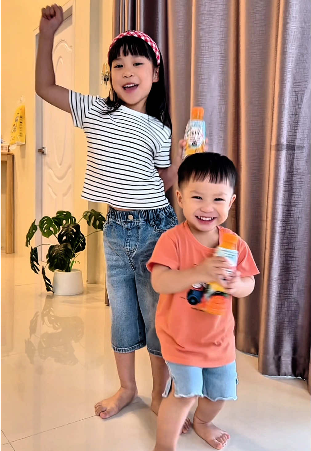 มาแดนซ์ด้วยกันทู๊กโค๊นนนน @Hapi-C  #shakeformorefun #shakehapiC #HapiC #HapiCDrink