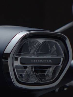 Primadona skutik retro Honda punya warna baru, Royal Matte Blue. Cek cicilannya, Brosis!