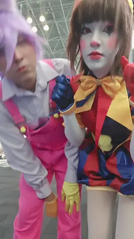 bouncy pomni and jax at animenyc 