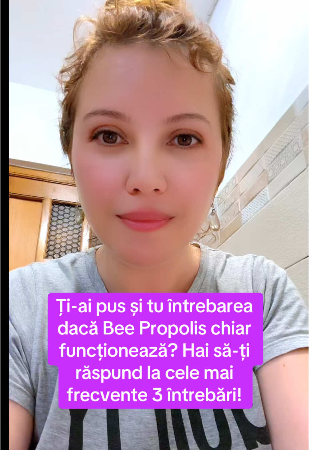 Ai întrebări despre Bee Propolis? 🍯🐝 ✅ Pot copiii să îl ia? – Da, cu doză adaptată vârstei. ✅ Cum se consumă corect? – Zilnic, pentru sprijinul imunității. ✅ Este natural 100%? – Da, provine direct din stupul albinelor și este un scut antibacterian & antifungic. 🌿 Bee Propolis este un adevărat antibiotic natural, fără efecte secundare, potrivit pentru toată familia. 👉 Scrie ‘Propolis’ și îți trimit ghidul simplu de utilizare! #BeePropolis #PropolisBeneficii #AntibioticNatural #ImunitateNaturală #PutereaAlbinelor #RemediiNaturale #familiesănătoasă #larisababeu 