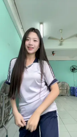 Trước khi nghỉ lễ kiểu:….#fypシ゚ #xhhhhhhhhhhhhhhhhhhhhhhhhhhhhh #xhtiktok #xhuonggggg🐰 #nhalinh 