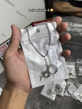 #aksesorispria #kalungtitanium #antikarat #fyp 