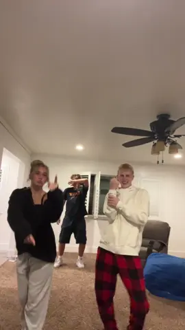 bring back old tiktok #2020 #2020tiktok #viral #fyp #dance  @Madison @Bsauce12345 