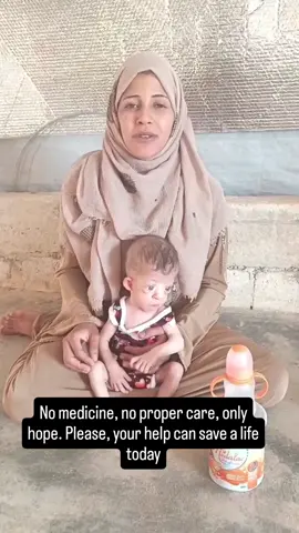 A mother in Gaza holds her sick baby, praying for a miracle. They have no medicine, no proper care, only hope. Please, your help can save a life today.  #gaza #fyp #makingadifference #linkinbi0➡️ 