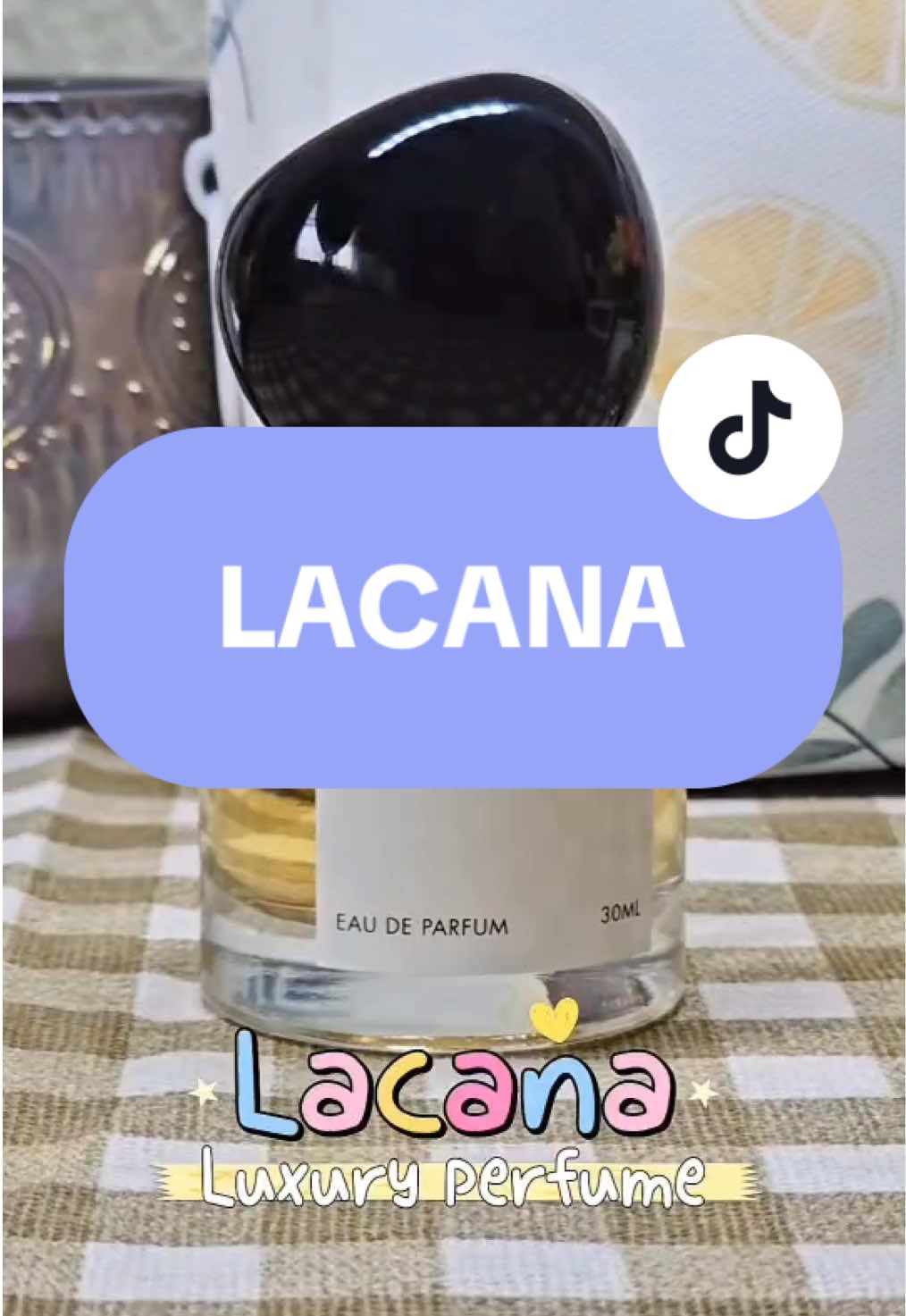 “บอกเลยค่ะว่าตอนแรกไม่ได้คาดหวังเยอะ แต่พอได้ลองใช้ Original Luxury Perfume คือประทับใจสุด ๆ เลย  “กลิ่นเค้าคือหรูหรา ดูแพงมาก ให้ฟีลผู้ดีสุด ๆ ติดทนทั้งวัน แม้เดินผ่านยังมีคนทักเลยว่ากลิ่นอะไร หอมมากกกกก” “คือถ้าใครอยากได้กลิ่นที่ทำให้ตัวเองดูพรีเมียมขึ้น แต่ราคาจับต้องได้ ตัวนี้ตอบโจทย์จริง ๆ ใช้แล้วรู้เลยว่า ‘ไม่ได้ใช้คือพลาด! พิกัดในตะกร้านะเธอ #lacana #น้ําหอม #หรูหรา #เทรนด์วันนี้ #TikTokป้ายยา 