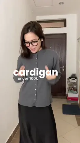 dipake cantik bisa dipake tempur juga nyaman bgt💌 #cardigan #knitwear #cardiganmurah #cardiganoutfit #cardiganwanita 
