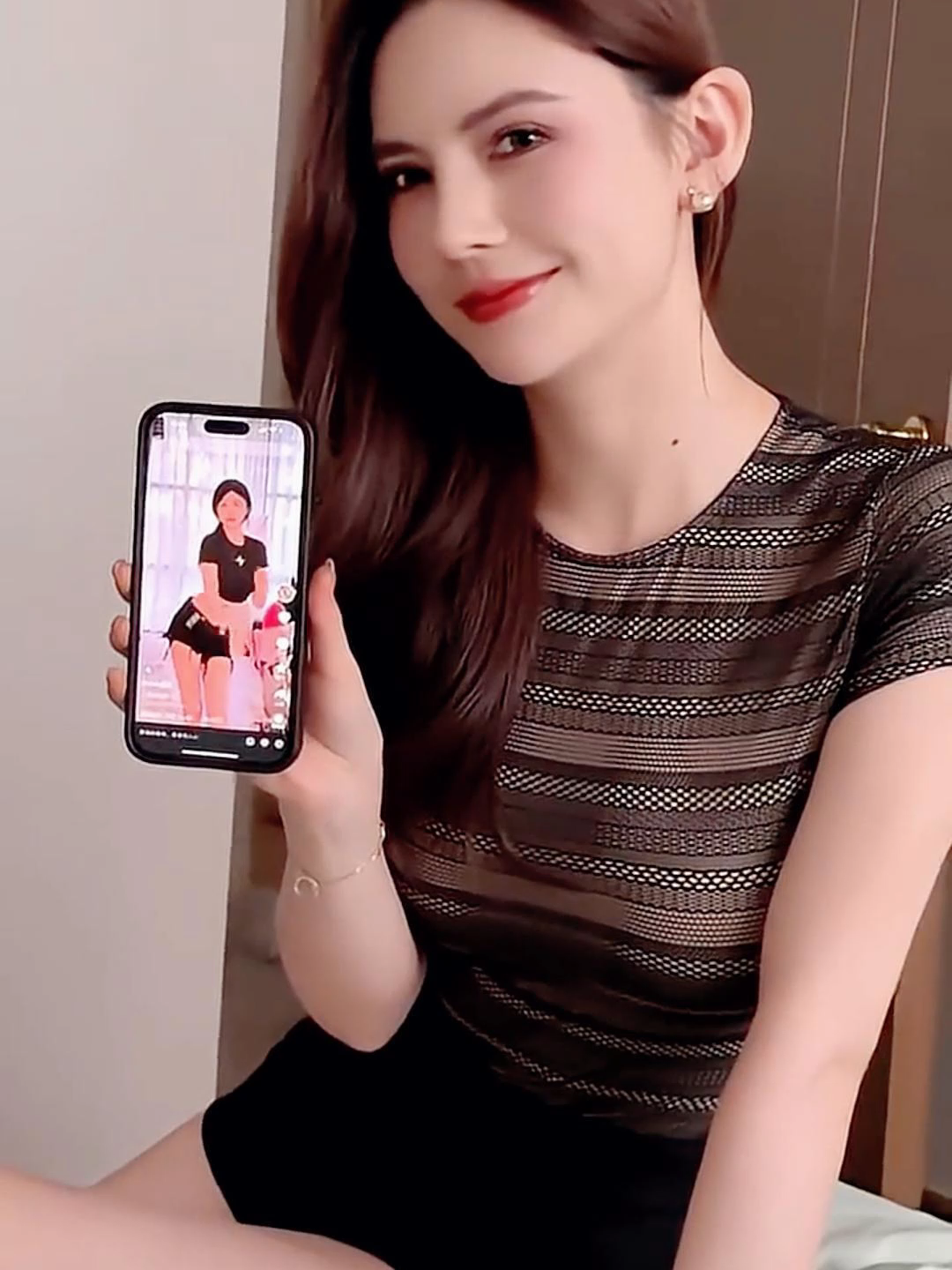 行走江湖难免有个磕磕碰碰 #91直播 #91 #直播 #女神 #hottness #trendingreels #fyp #explorelage