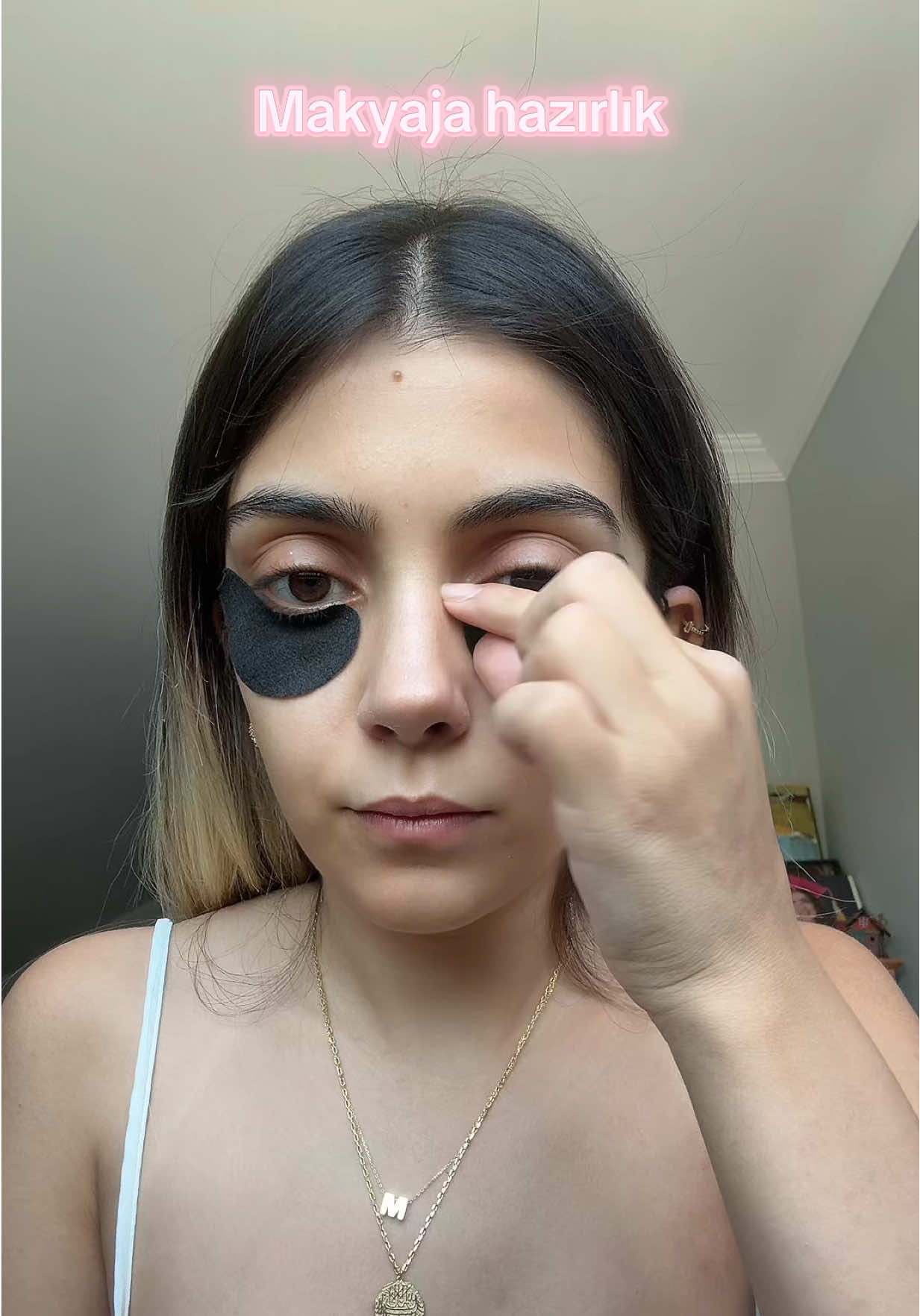 Kullandığım ürünler  Göz kremi: @Yves Rocher France Elixir Botanique Tonik: Sebo Active Clear Botanik Kompleks  Nemlendirici: Elixir Botanique Göz kremi: @KIKO Milano  Güneş kremi: Urban Shield Invisible Fluid Spf 50+ Baz: Hydra Pro Matte  Reklam yok #grwm #nemlendirici #makyaj #baz #bakım 