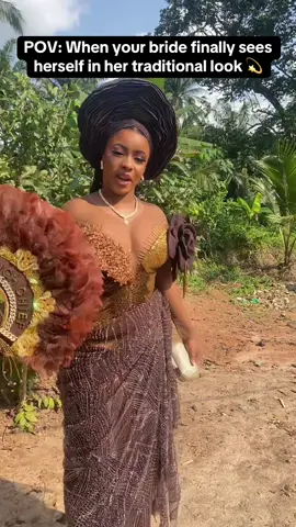 Her smile says it’s all!❤️ Outfit: @liz_dora.fashion • • Kindly Dm for your bridal dresses and custom made outfits  #creatorsearchinsights #lizdorafashionempire #awkadesigner #foryou #tailorcatalogue #foryoupage ##tailorcatalogue#igboamaka#igbobride#igbankwunigeria#igbankwuigbo#asoebi#igbowedding#asoebibella#igboweddingng#asoebibellanaija#igbobrideinspiration#awkadesigner#anambrafashiondesigner#fashiondesigner#fashiondesignerinanambra#fashiondesignerinawka#explorepage✨ 