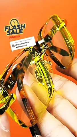 Membalas @rini.mutrofin Kacamata baca dan jalan viral auto fokus #kacamatabacadanjalan #kacamataphotocromic #kacamatabacaantiradiasi #kacamataduafungsi #kacamatabacadoublefokus 