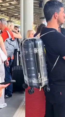 🎒 Mais espaço, menos volume! Esta mochila com compressão a vácuo é ideal para viagens — prática, leve e super funcional. ✈️👌 🔎fdz4254 🔗https://temu.to/m/em0ot96tjj9 #temufinds #shoptemu #temuportugal