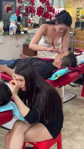 ĐEN HAY TRẮNG🤭 TOAI CHỌN LUN HAI E 😚😚🤭 Ráy tai chuyên sâu nhiều chuyện tiếng rửi năn nỉ mới cho về ăn cơm 80k -100k (40p-1h)😂 KÍNH MỜI 🌹