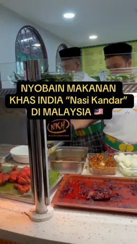 Pertama kali nyobain nasi paling Viral di Malaysia.  Makanan Khas India “Nasi Kandar”… gimana rasanya?? 😳😳 #kelilingindonesiasantuy #malaysia #nasikandar #india #food 