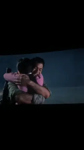 tình yêu thế hệ trước thật sự rất đẹp ❤️ #hòabình #congidephon #phimmưađỏ #81ngaydemthanhcoquangtri #mưađỏ 