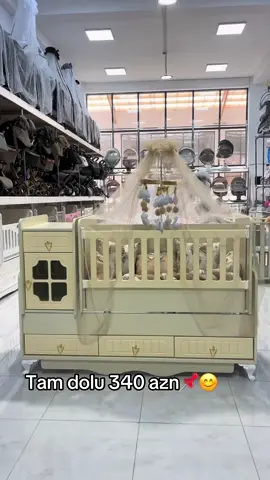 Körpələrinizi Sevindirin! 🥰 Mağazamızda möhtəşəm endirimlər davam edir! 🛍️ Yalnız şəxsiyyət vəsiqəsi ilə kredit imkanı ✅ BirKart keçərlidir 🚚 Şəhərdaxili və bölgələrə çatdırılma mövcuddur 📍 Ünvan: Abşeron Ticarət Mərkəzi, Prestij Bakı, Körpü 26, Mağaza 3 📞 Əlaqə: 050-793-0951 #kesfetbeniöneçıkart #yeməkmasası #beşikdesti 