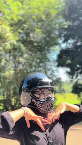 wig kece nih bes helm baru dari mla, cakil mla emang top #helmetloverindonesia #rekomendasihelm #aci #cakil#newproduct 