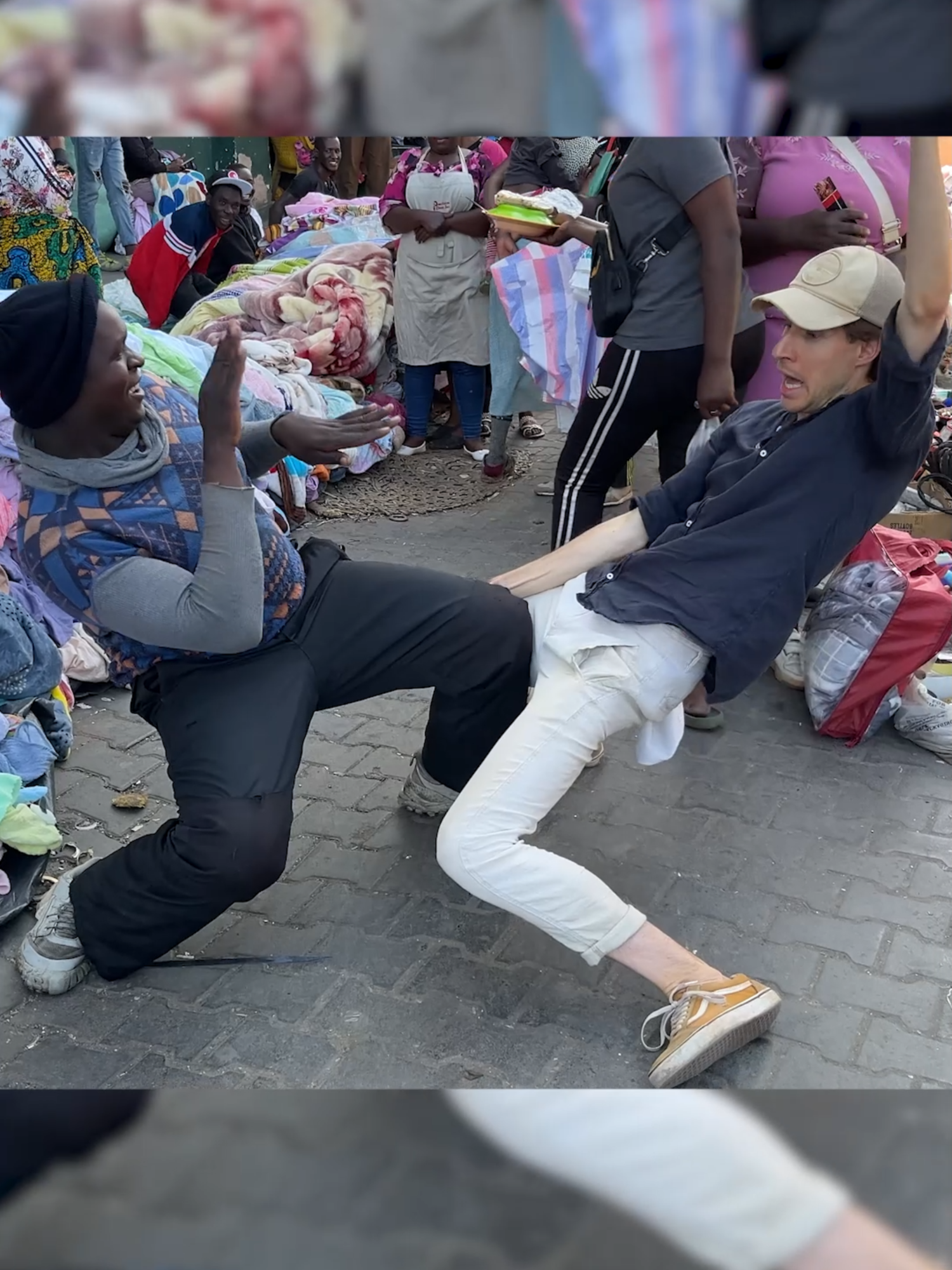 Everybody dances like this here 🕺 Kenya 🇰🇪