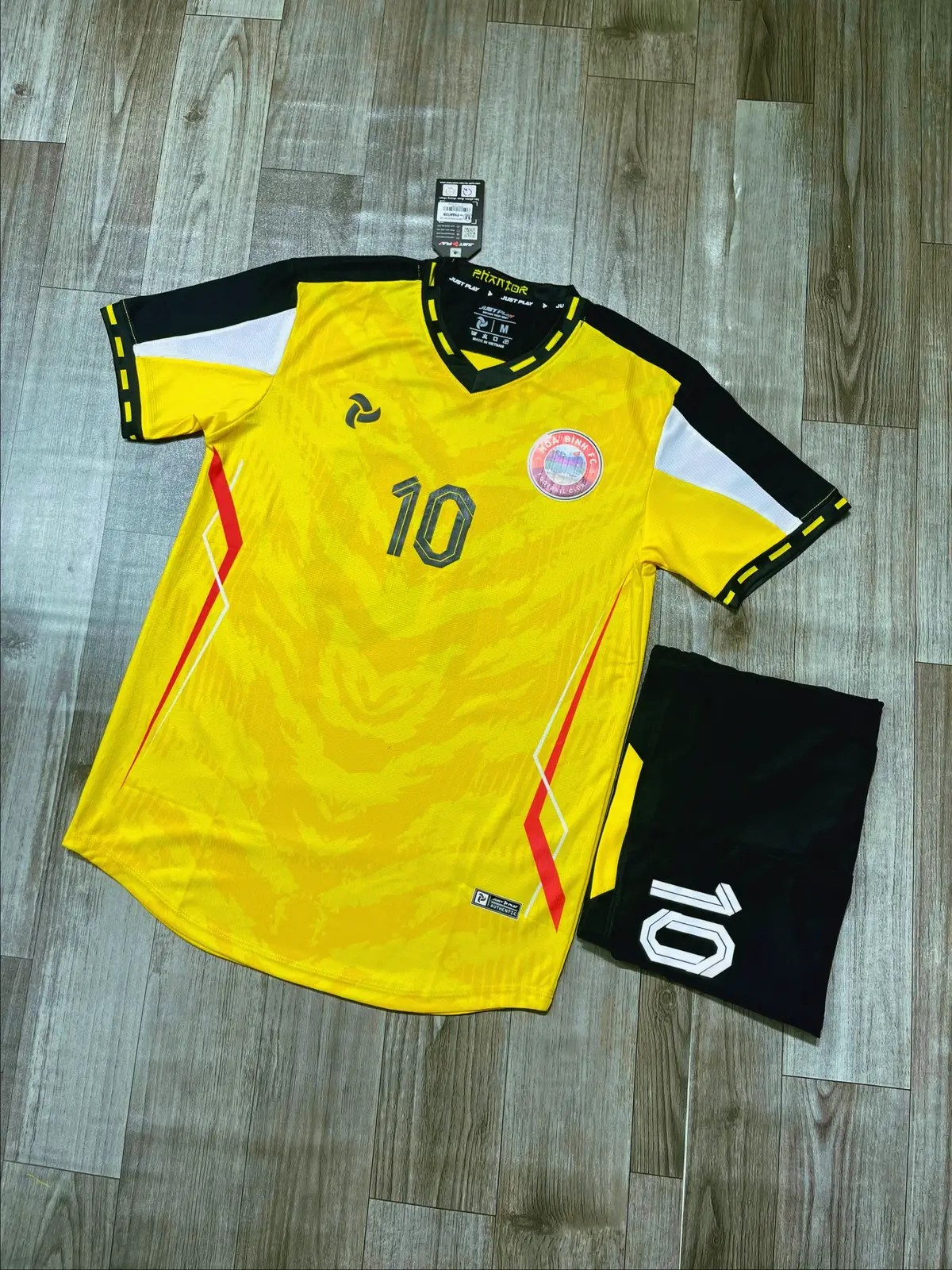 Trả đơn FC Hoà Bình, chúc các bạn có một mùa giải thành công nhất, các bạn cần làm đơn đội thì ib mình nhé #quansport #xuhuong #aobongdadep #viral 