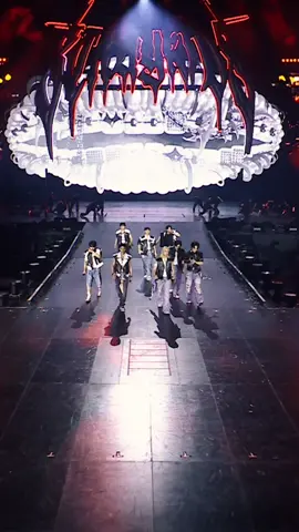 Stray Kids 