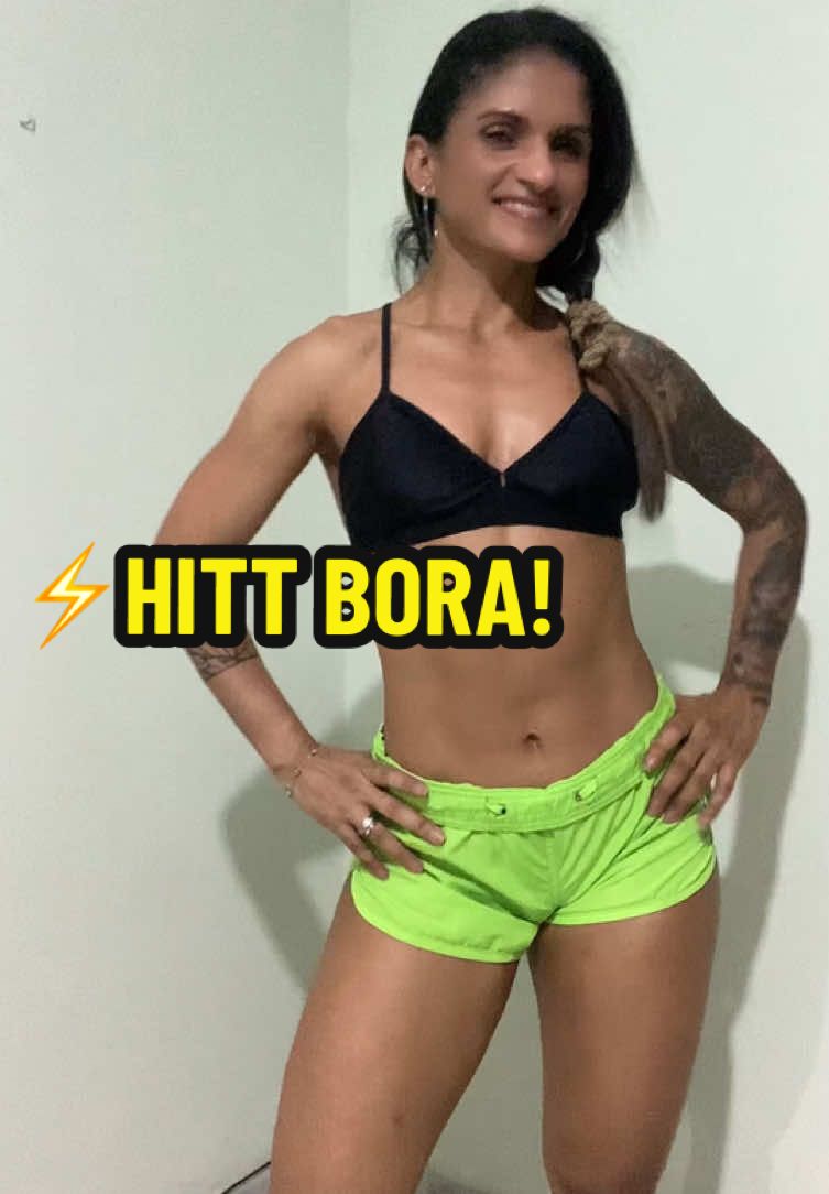 ⚡️HITT EM CASA 🔥 Intensidade em 40s, pausa estratégica de 1min e evolução garantida. ⏱️  Já salva pra fazer!!! #hitt #cardio #treinoemcasa #emagrecercomsaude #boaforma 