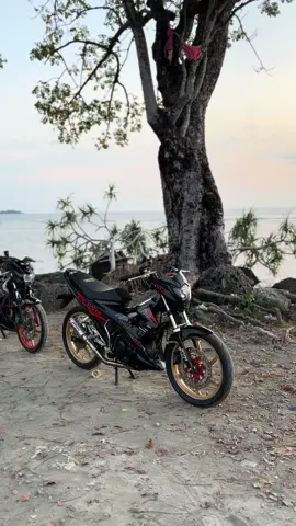 Jagan liat sampe akhir🙏😭😆 #fypシ゚viral #satriafuindonesia #komorodstyle #satriaf150#satria150fi_độ_kiểng 