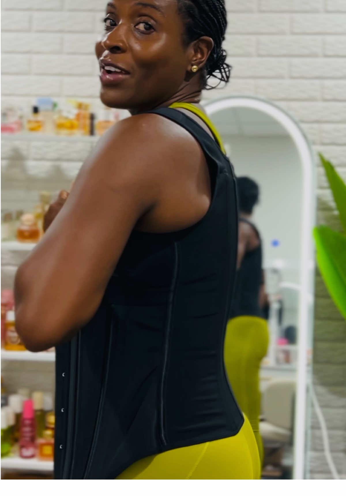 #shapewear #shapeweargirl #shapeshe #faja #naturallymati 