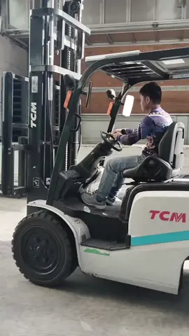 #fypシ゚viral #forkliftoperator #forklift 
