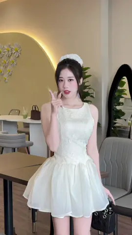 Tôi thích nhất là cá nhân tôi 😍#vashop #xuhuong #thoitrangnu #vayxinh #xuhuongtiktok 