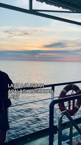 JALESVEVA JAYAMAHE⚓️#fyp #tnial#casis#cagur #laut #senja #estetik #jalesvevajayamahe 