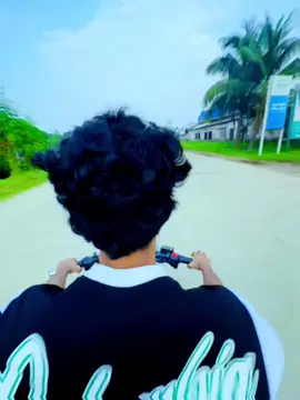 যদি তোমাকে পাওয়ার আশা  ছেড়েই দেই তাহলে আর তোমাকে  ভালোবাসলাম কোই....!☺️❤‍🩹  with @Rider Nishat  #bike #emositon #iphone15pro #ride #random 