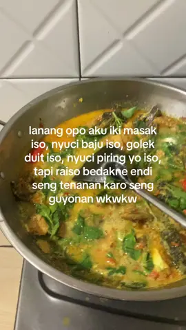 🥴