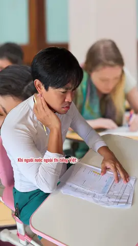 Sau đây chúng ta qua bài listening test