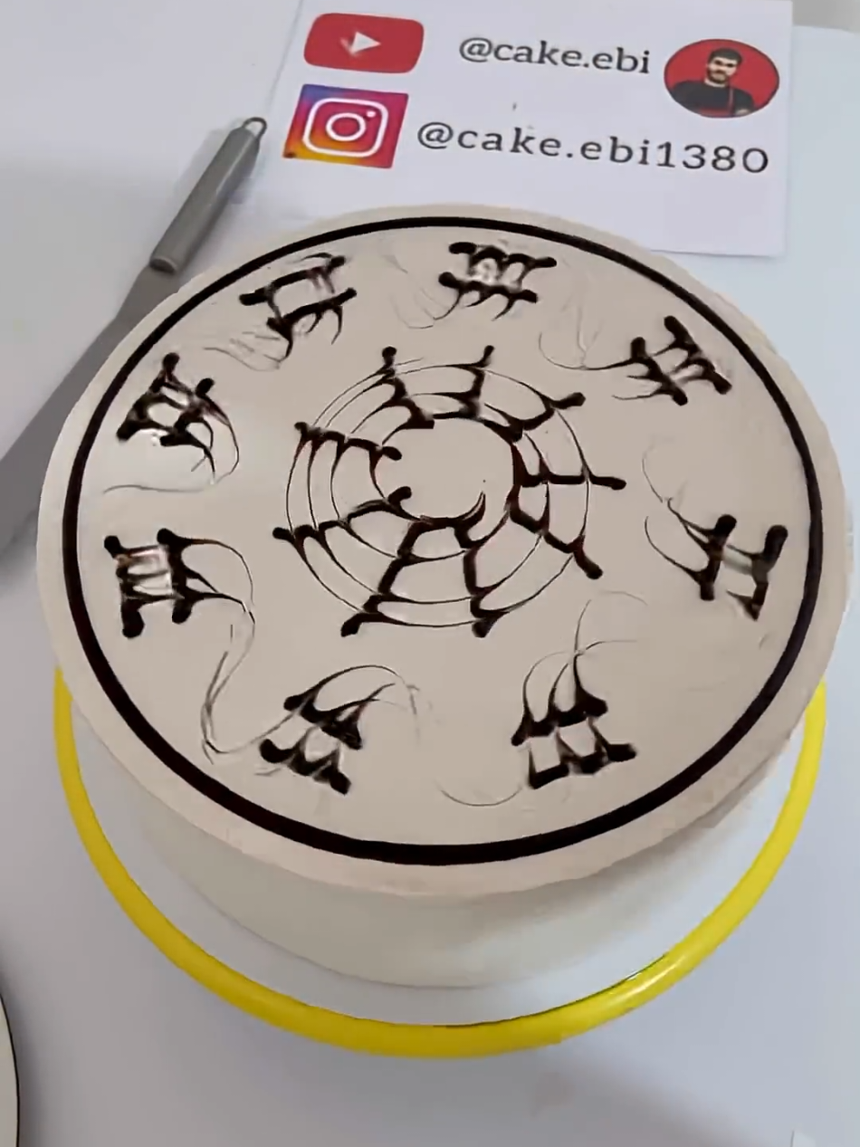 Beautiful Cake Decoration #cakedecorating #yummyfood #birthday #cake #viral_video 