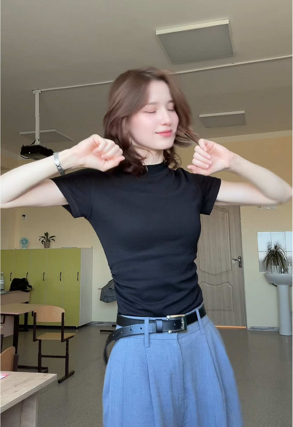 Inst: ahyun._1 #dance 